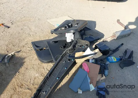 2010 Honda Fit Sport z USA, uszkodzony, nr VIN JHMGE8H48AC008044